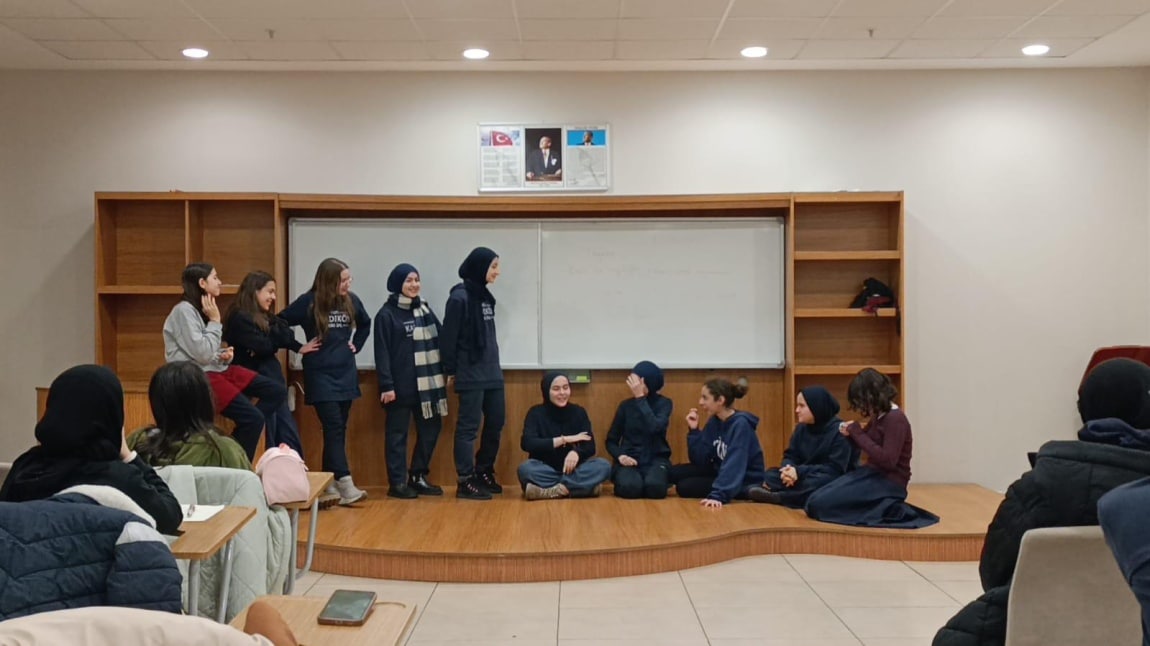 Kadıköy AİHL Tiyatro Akademisi Başladı 