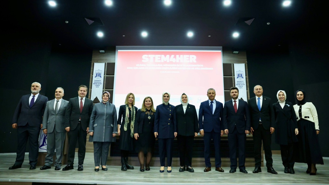 STEM4HER: Bilimde, Teknolojide, Mühendislikte ve Matematikte Genç Kızların ve Gençlerin Çeşitliliğini Artırmak ve Güçlendirmek Konulu Konferans Gerçekleştirildi.